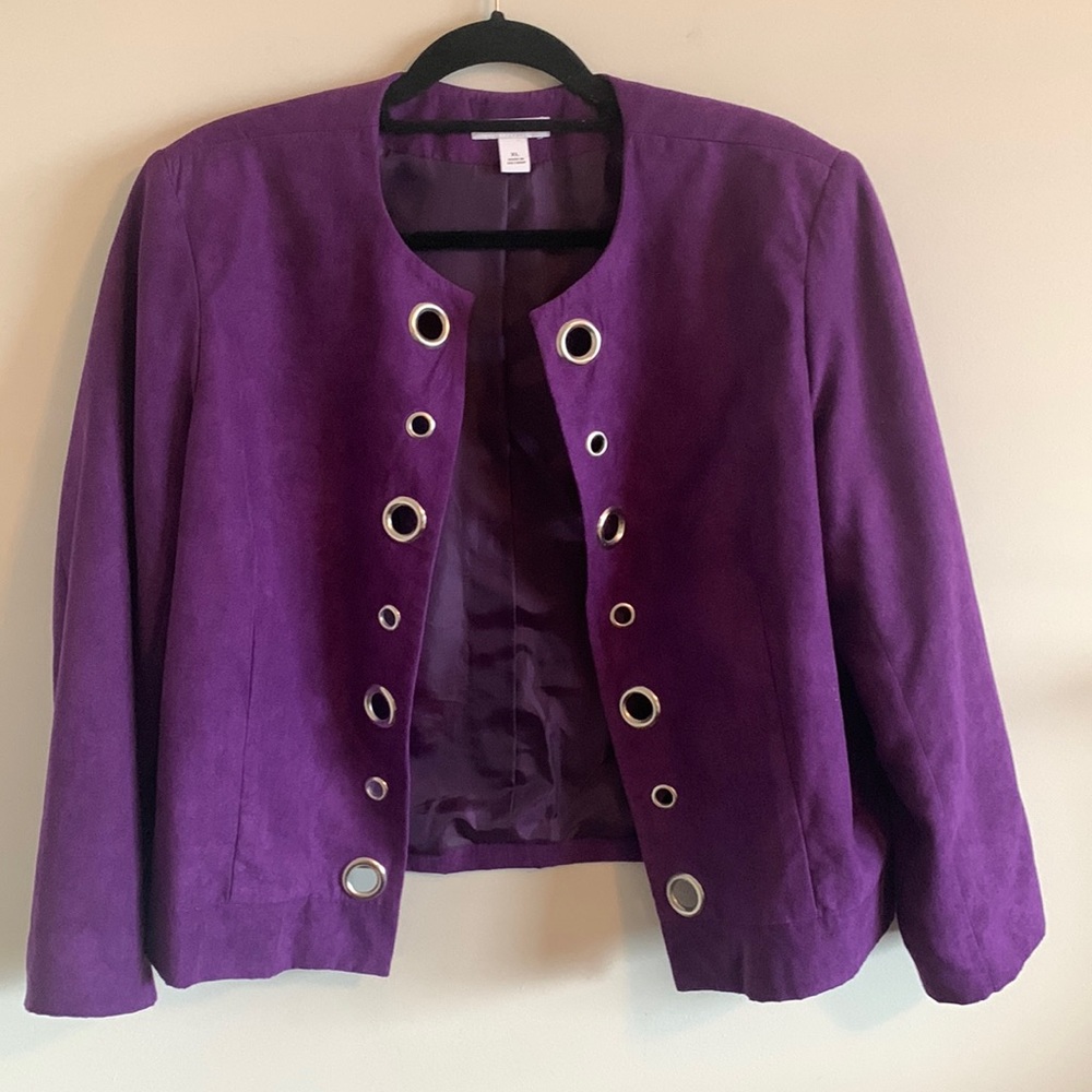 Sold elsewhere , no longer available Dress Barn jacket size XL